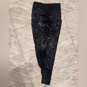 Lululemon Athletica Black Patterned Leggings